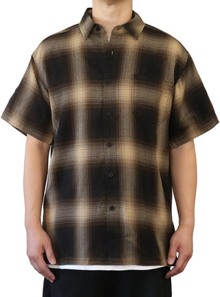 Plus Size Fit Short-Sleeve Plaid Flannel Shirt 