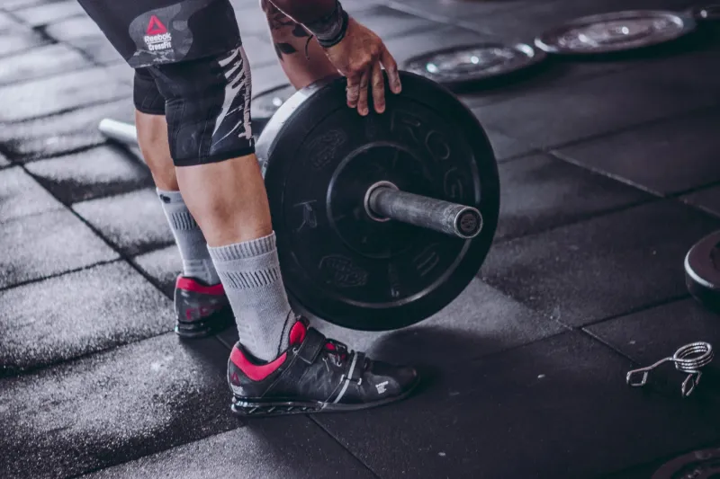 Your Hands Are Quitting Before Your Back Even Warms Up — Here's Why